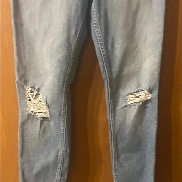 Hollister Light Blue Women's Jeans - Picture 2 of 6